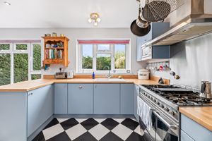 Kitchen- click for photo gallery